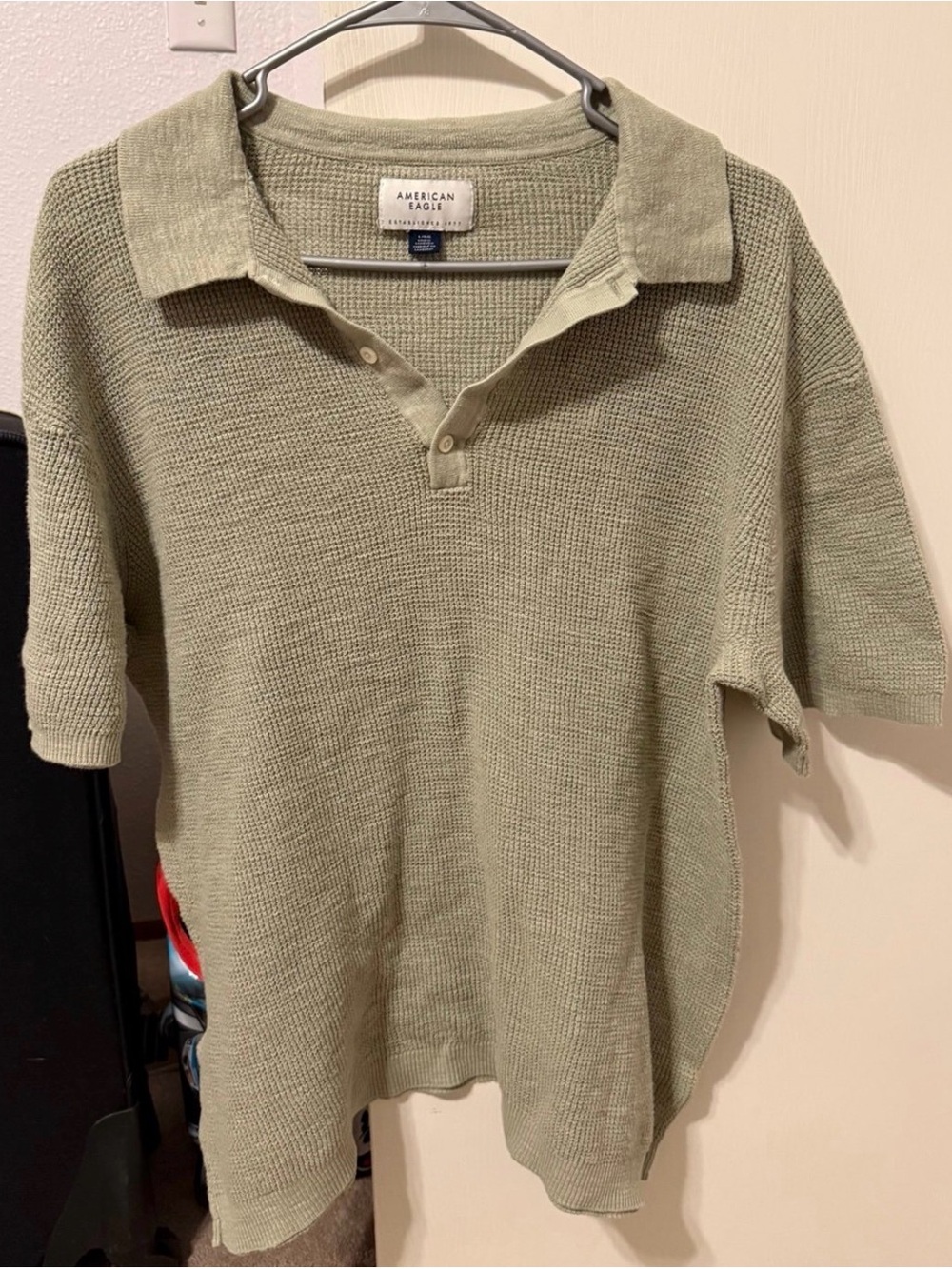 Men’s American Eagle Brand Light Sage Knit Polo Shirt, relaxed fit, size L